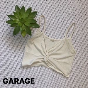 🌵4/$20 Garage Twist Top